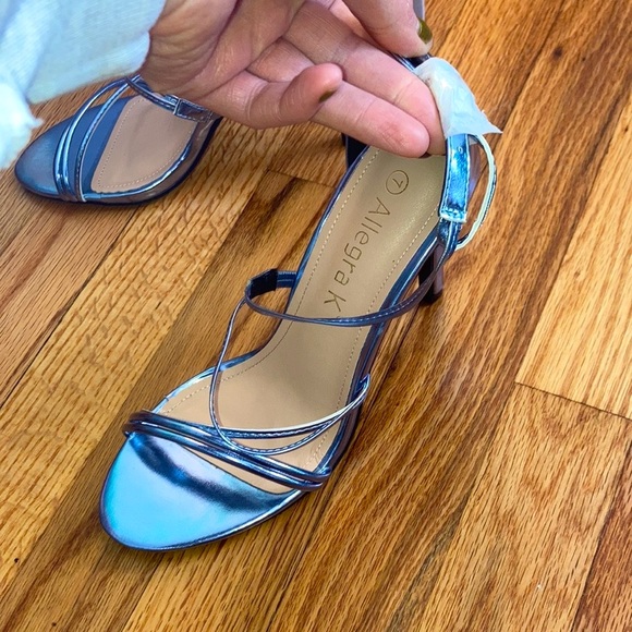 blue stilettos size 7 - Picture 3 of 8
